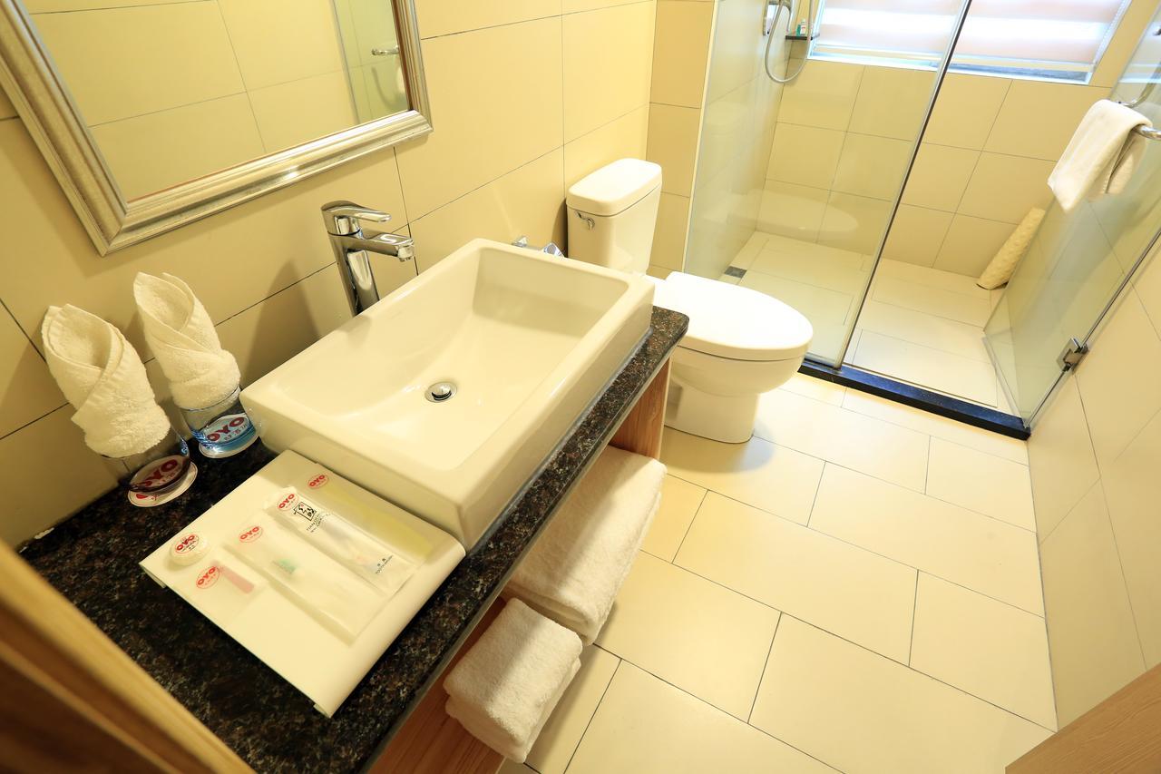 Oyo8001 Tiandi Hotel شينزين المظهر الخارجي الصورة