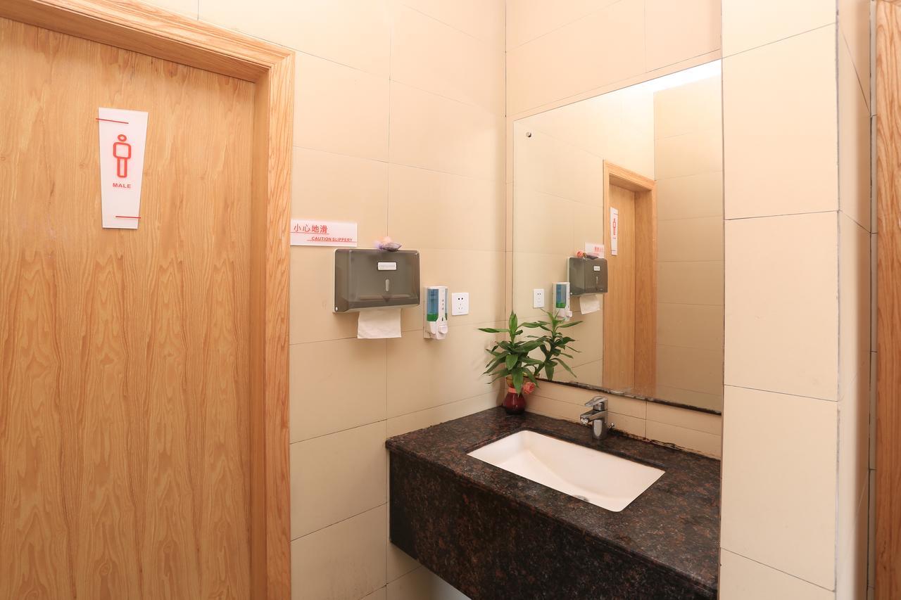Oyo8001 Tiandi Hotel شينزين المظهر الخارجي الصورة